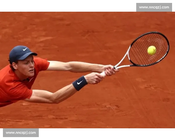 辛纳逆转紫薇扳平 H2H,弗基纳五战决赛梦碎,中国金花香港集结